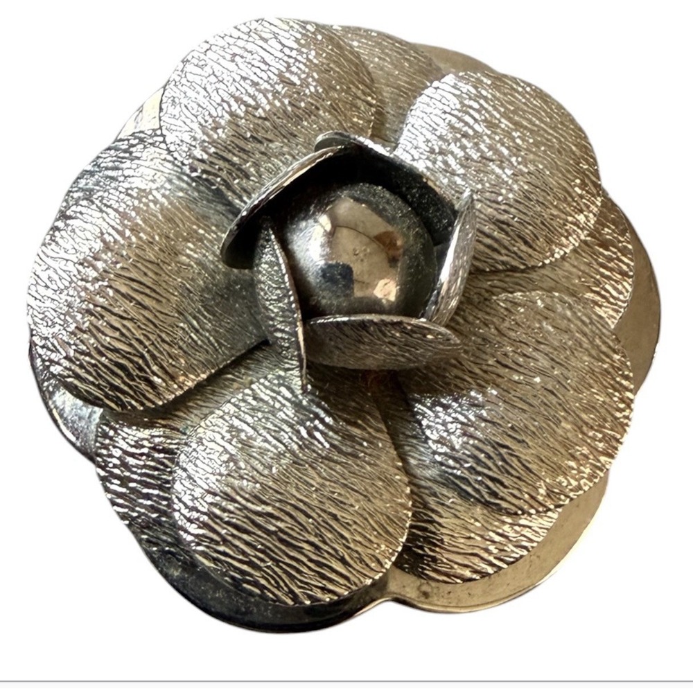 Vintage Silver Tone Flower Scarf Clip‎ Unsigned Lieba Style Mid Century